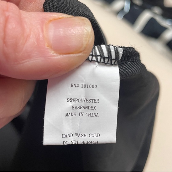 Ellie and Kate, ladies sleeveless mini dress size large (NWT) - Picture 7 of 7